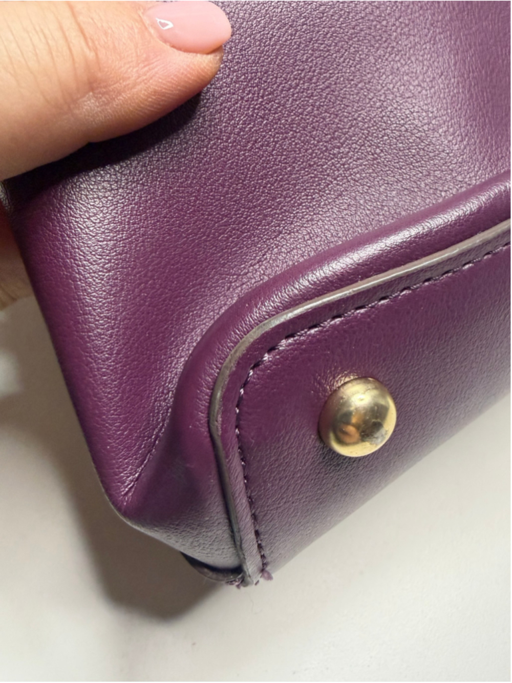 Women's Nanette Lepore Purple Satchel One Size with Gold Chain - Picture 4 of 9